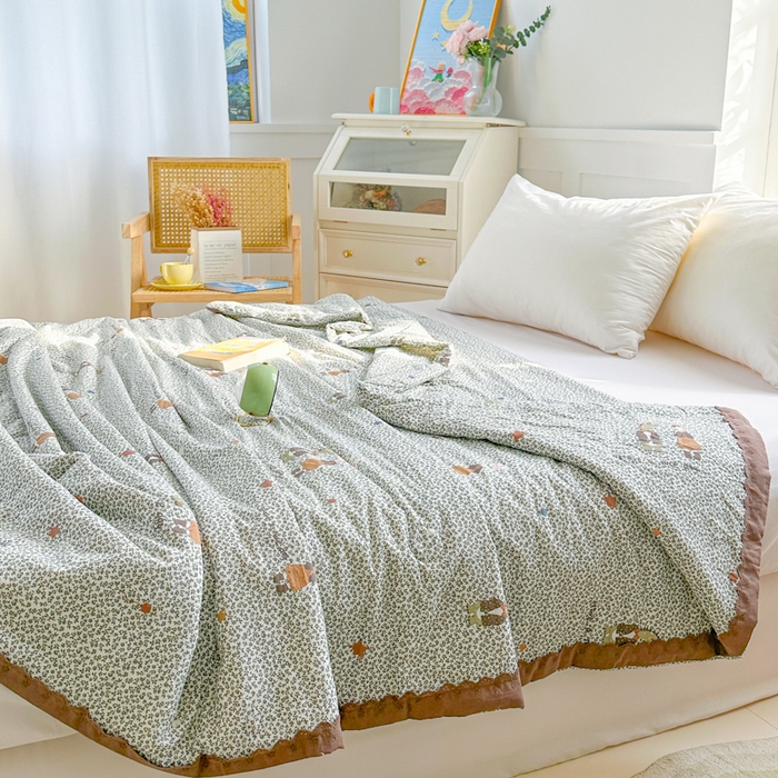 91家纺网 家纺一手货源 找家纺 2025新款全棉60支单层纱花边夏被 可爱软萌