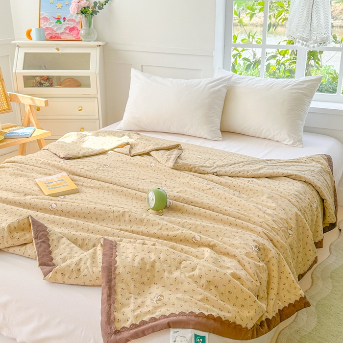 2025新款全棉60支单层纱花边夏被 摩伊