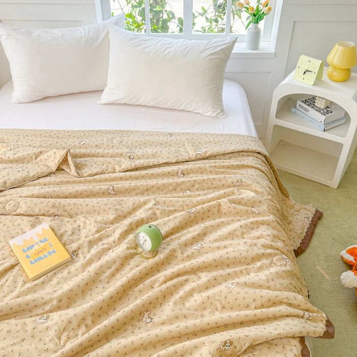 91家纺网 家纺一手货源 找家纺 2025新款全棉60支单层纱花边夏被 摩伊