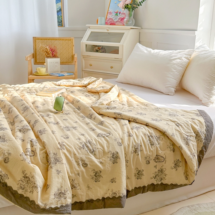 91家纺网 家纺一手货源 找家纺 2025新款全棉60支单层纱花边夏被 奈丝洛