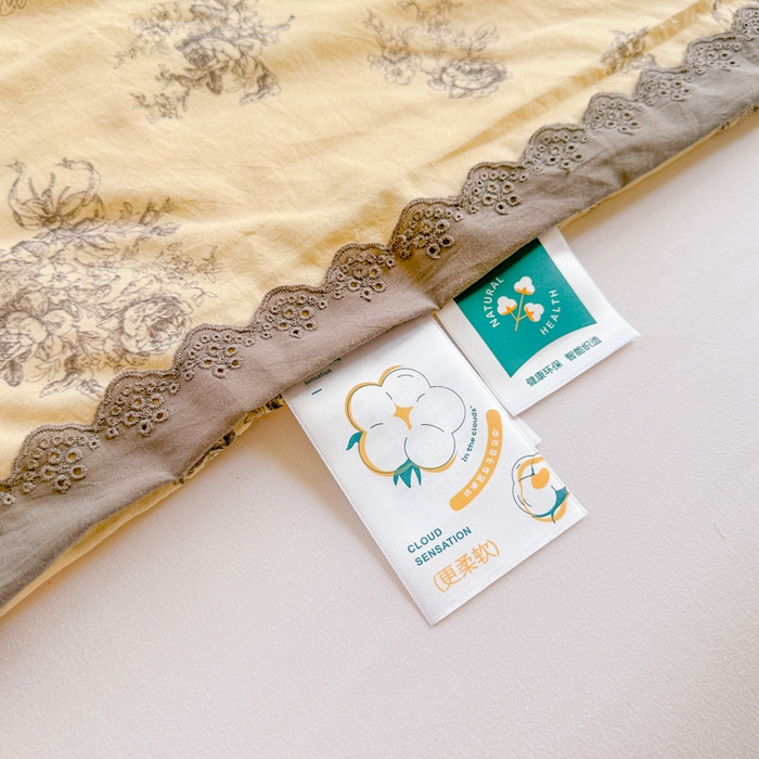 91家纺网 家纺一手货源 找家纺 2025新款全棉60支单层纱花边夏被 奈丝洛