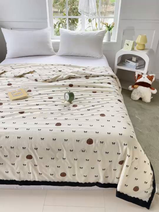 91家纺网 家纺一手货源 找家纺 2025新款全棉60支单层纱花边夏被 芬妮