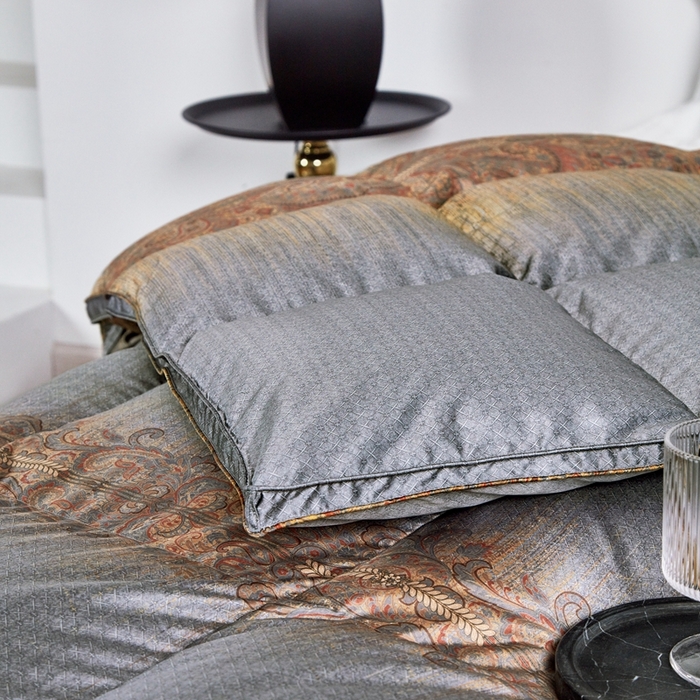 91家纺网 家纺一手货源 找家纺 御眠纺羽绒被壳 2024新品高端糯糯棉印花羽绒被鹅绒被冬被春秋被被子被芯 沐浴灰金