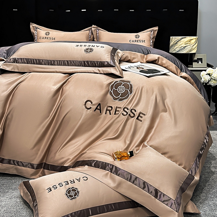 91家纺网 家纺一手货源 找家纺 妮恒美家纺 2025新款A版水洗真丝天丝B版纯棉刺绣绣花四件套全棉被套床单床笠款四件套 梦恋-金驼