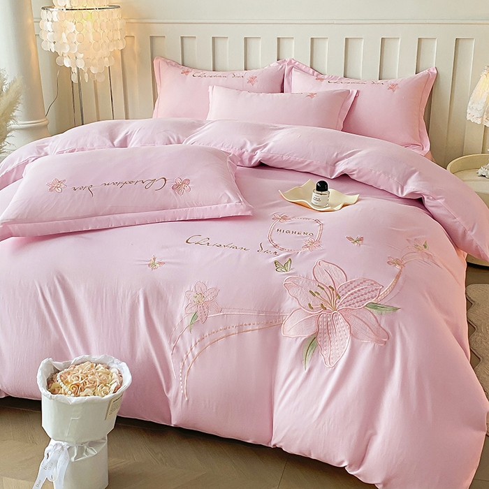 91家纺网 家纺一手货源 找家纺 大麦乐田 2025新款刺绣床裙款四件套-百合花 百合花 粉玉