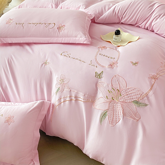 91家纺网 家纺一手货源 找家纺 大麦乐田 2025新款刺绣床裙款四件套-百合花 百合花 粉玉