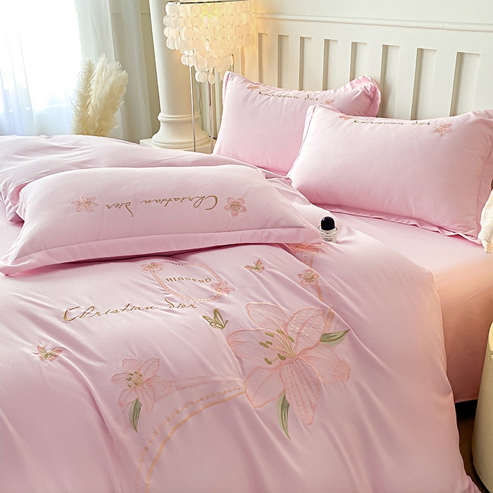 91家纺网 家纺一手货源 找家纺 大麦乐田 2025新款刺绣床裙款四件套-百合花 百合花 粉玉