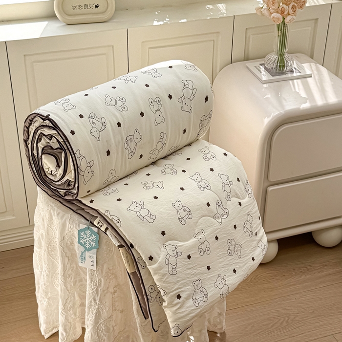 91家纺网 家纺一手货源 找家纺 丝芙妮家居（原乐视家纺） 2025春夏新款针织棉卡通印花夏被夏凉被空调被 澳丁小熊