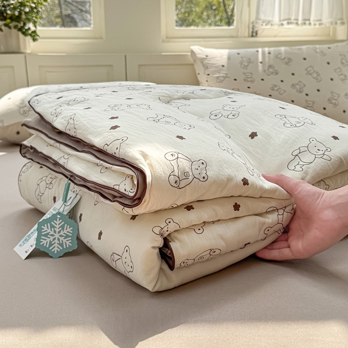 91家纺网 家纺一手货源 找家纺 丝芙妮家居（原乐视家纺） 2025春夏新款针织棉卡通印花夏被夏凉被空调被 澳丁小熊