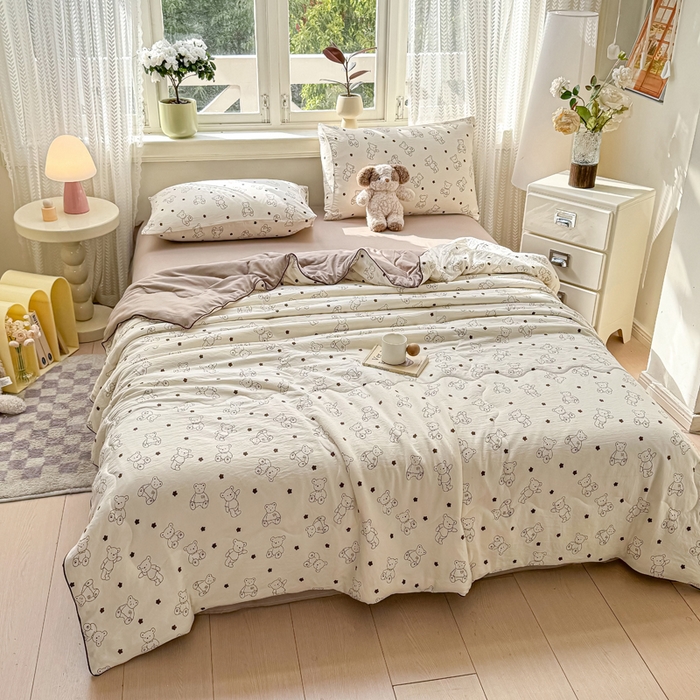 91家纺网 家纺一手货源 找家纺 丝芙妮家居（原乐视家纺） 2025春夏新款针织棉卡通印花夏被夏凉被空调被 澳丁小熊