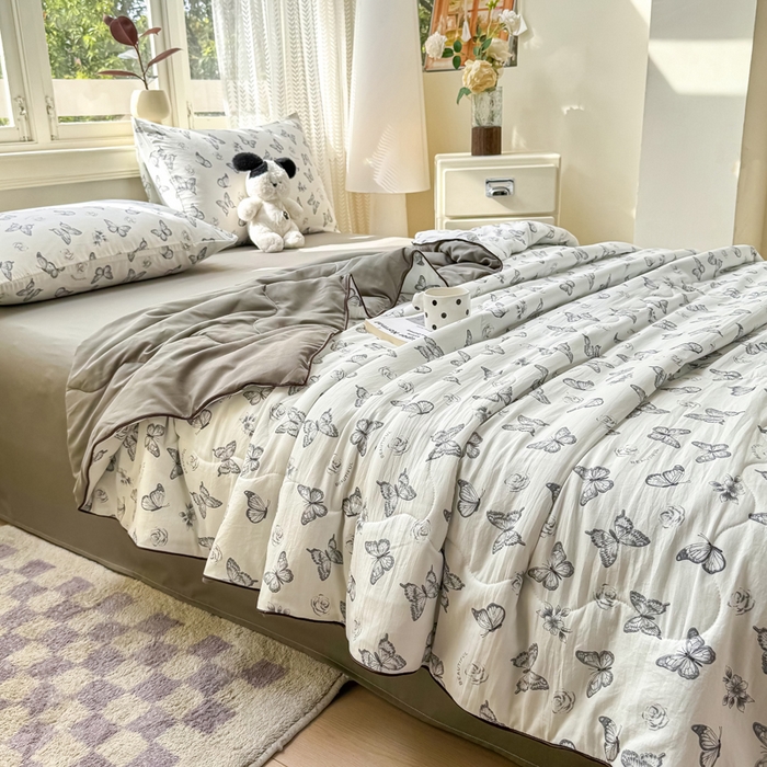 91家纺网 家纺一手货源 找家纺 丝芙妮家居（原乐视家纺） 2025春夏新款针织棉卡通印花夏被夏凉被空调被 赫本蝶