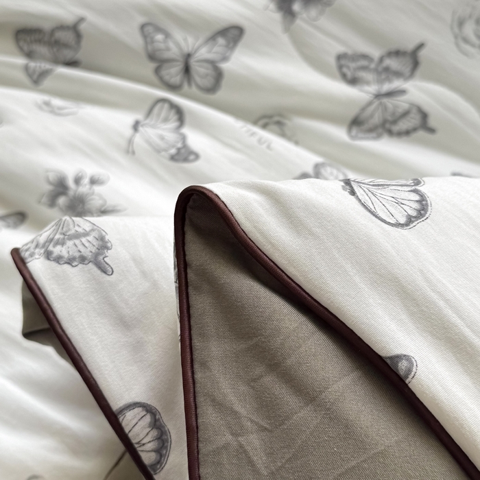 91家纺网 家纺一手货源 找家纺 丝芙妮家居（原乐视家纺） 2025春夏新款针织棉卡通印花夏被夏凉被空调被 赫本蝶