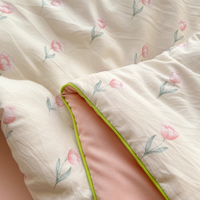 91家纺网 家纺一手货源 找家纺 丝芙妮家居（原乐视家纺） 2025春夏新款针织棉卡通印花夏被夏凉被空调被 花晨