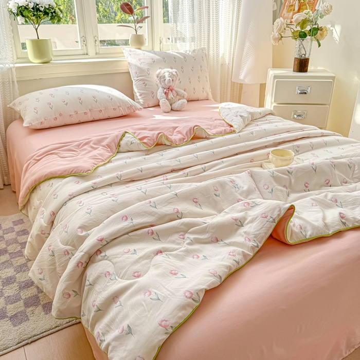 91家纺网 家纺一手货源 找家纺 丝芙妮家居（原乐视家纺） 2025春夏新款针织棉卡通印花夏被夏凉被空调被 花晨