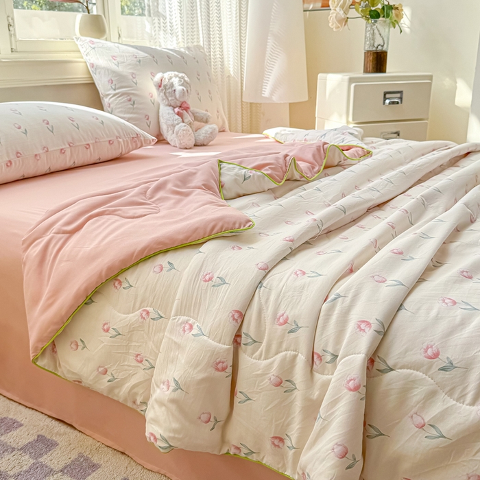 91家纺网 家纺一手货源 找家纺 丝芙妮家居（原乐视家纺） 2025春夏新款针织棉卡通印花夏被夏凉被空调被 花晨