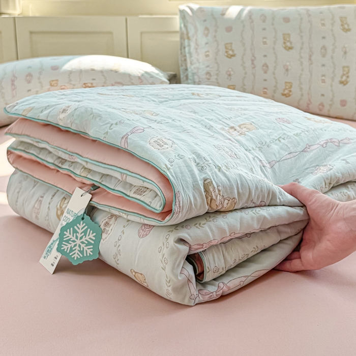 91家纺网 家纺一手货源 找家纺 丝芙妮家居（原乐视家纺） 2025春夏新款针织棉卡通印花夏被夏凉被空调被 露西娅