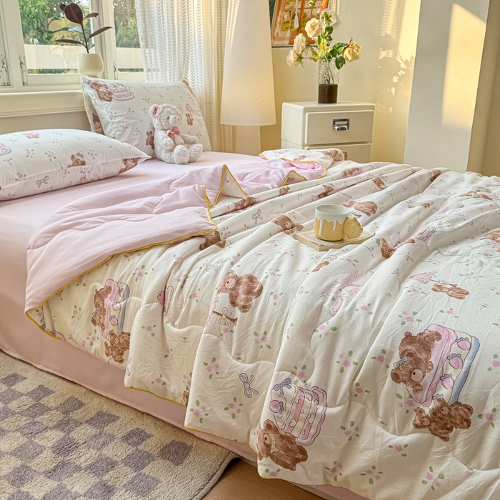 91家纺网 家纺一手货源 找家纺 丝芙妮家居（原乐视家纺） 2025春夏新款针织棉卡通印花夏被夏凉被空调被 洛米熊