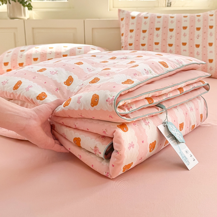 91家纺网 家纺一手货源 找家纺 丝芙妮家居（原乐视家纺） 2025春夏新款针织棉卡通印花夏被夏凉被空调被 起司熊