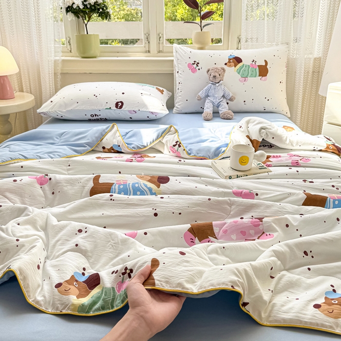 91家纺网 家纺一手货源 找家纺 丝芙妮家居（原乐视家纺） 2025春夏新款针织棉卡通印花夏被夏凉被空调被 趣味小狗