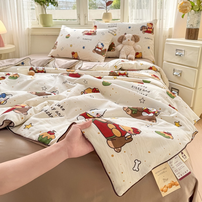 91家纺网 家纺一手货源 找家纺 丝芙妮家居（原乐视家纺） 2025春夏新款针织棉卡通印花夏被夏凉被空调被 甜甜乐园