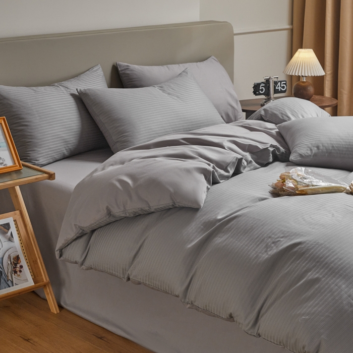 91家纺网 家纺一手货源 找家纺 眠博士 2025新款60贡缎提花四件套 60贡缎-提花雅灰