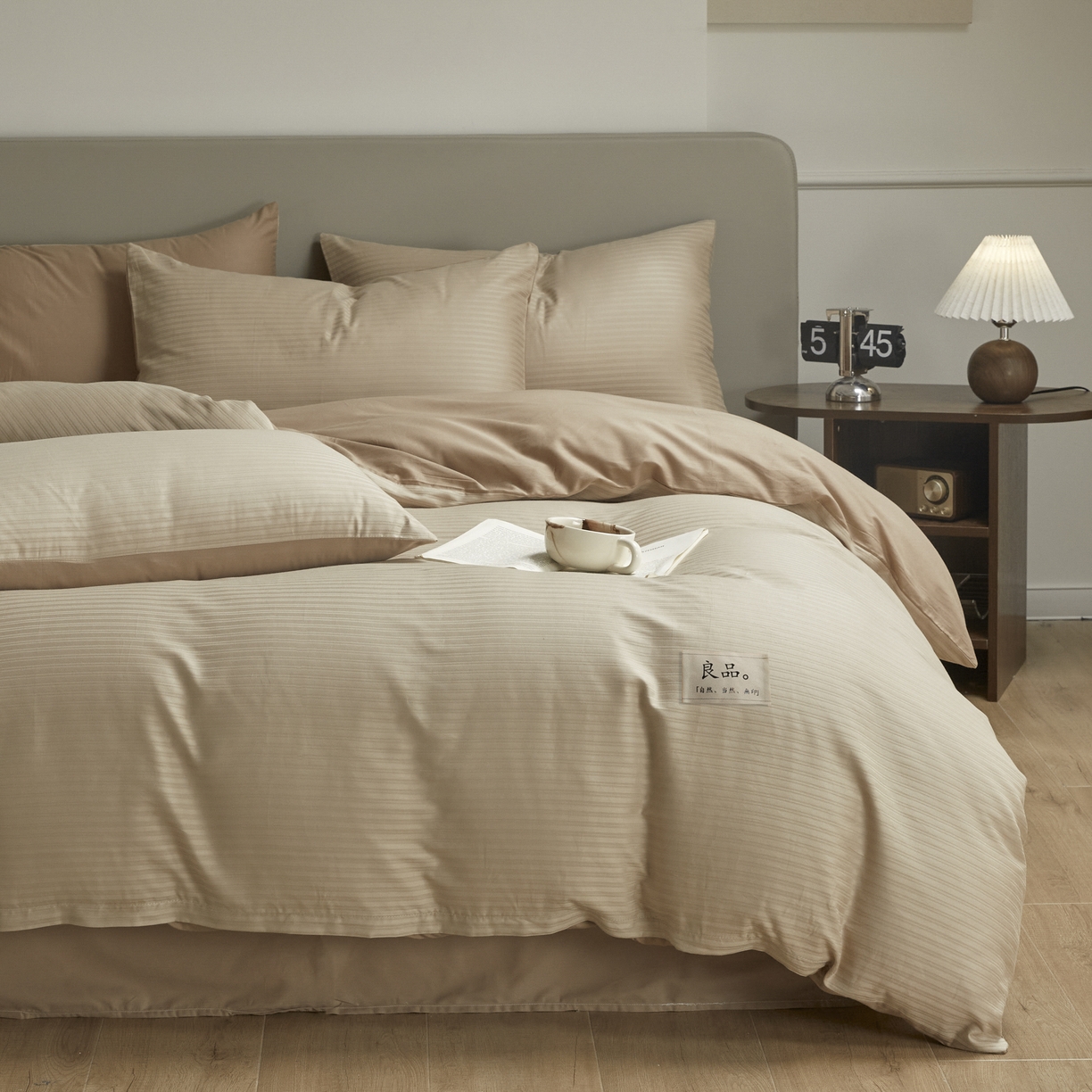 91家纺网 家纺一手货源 找家纺 眠博士 2025新款60贡缎提花四件套 60贡缎-提花雅咖