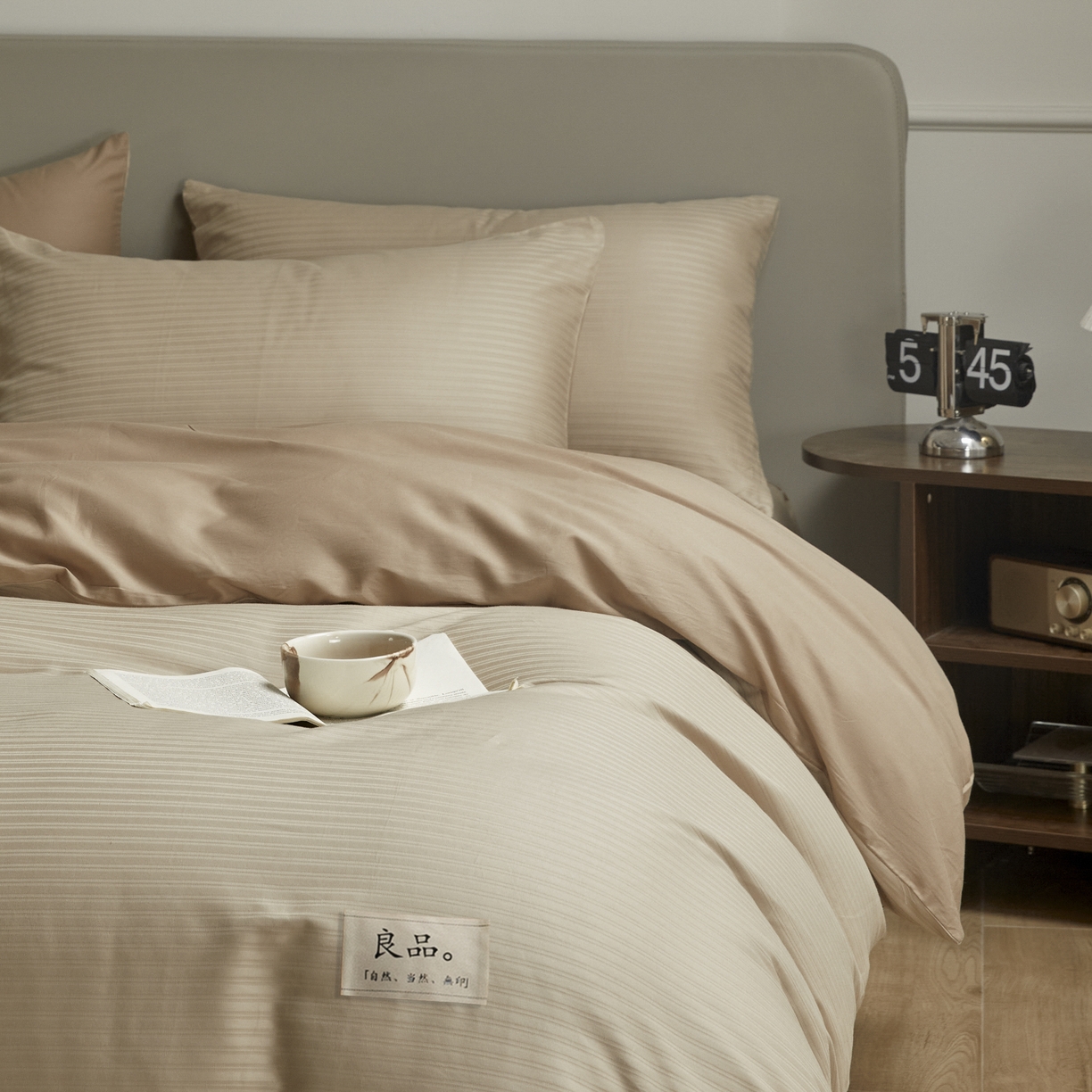 91家纺网 家纺一手货源 找家纺 眠博士 2025新款60贡缎提花四件套 60贡缎-提花雅咖