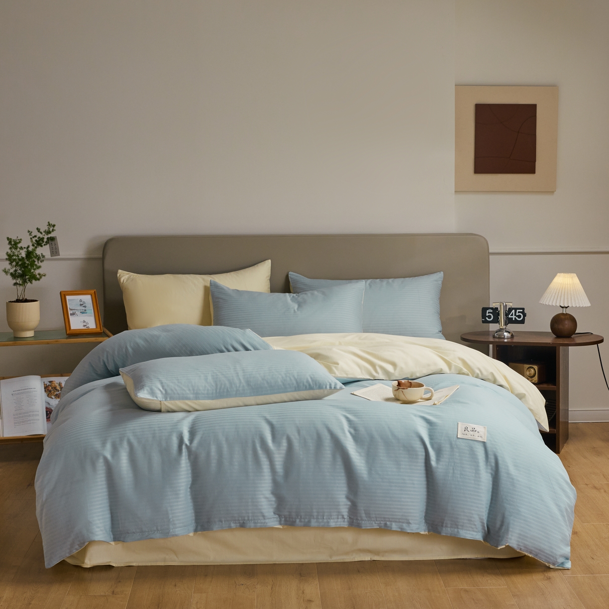 91家纺网 家纺一手货源 找家纺 眠博士 2025新款60贡缎提花四件套 60贡缎-提花雅蓝+黄