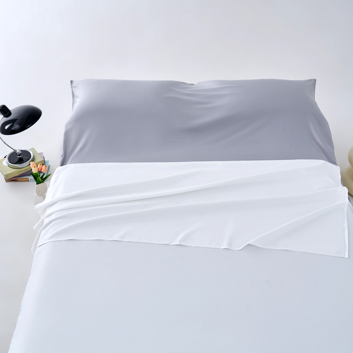 91家纺网 家纺一手货源 找家纺 爱彼家纺 2025新款夏季冰丝纯色旅行睡袋-系列一 睡袋-奶白+银灰