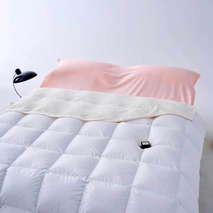 91家纺网 家纺一手货源 找家纺 爱彼家纺 2025新款夏季冰丝纯色旅行睡袋-系列一 睡袋-奶昔白+粉