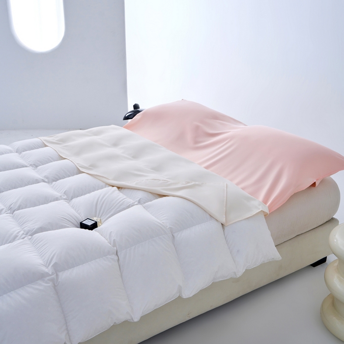 91家纺网 家纺一手货源 找家纺 爱彼家纺 2025新款夏季冰丝纯色旅行睡袋-系列一 睡袋-奶昔白+粉