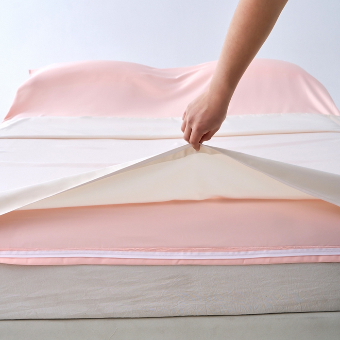 91家纺网 家纺一手货源 找家纺 爱彼家纺 2025新款夏季冰丝纯色旅行睡袋-系列一 睡袋-奶昔白+粉