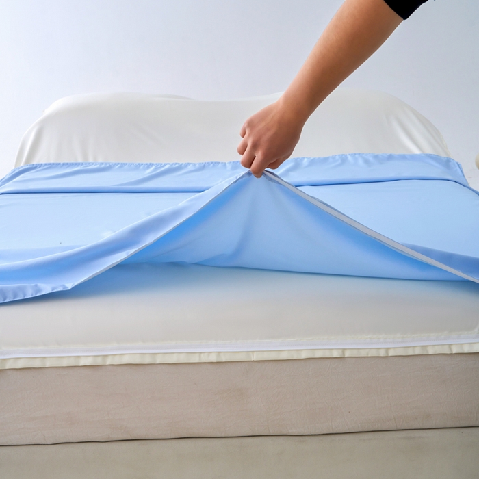 91家纺网 家纺一手货源 找家纺 爱彼家纺 2025新款夏季冰丝纯色旅行睡袋-系列一 睡袋-天蓝+芝士