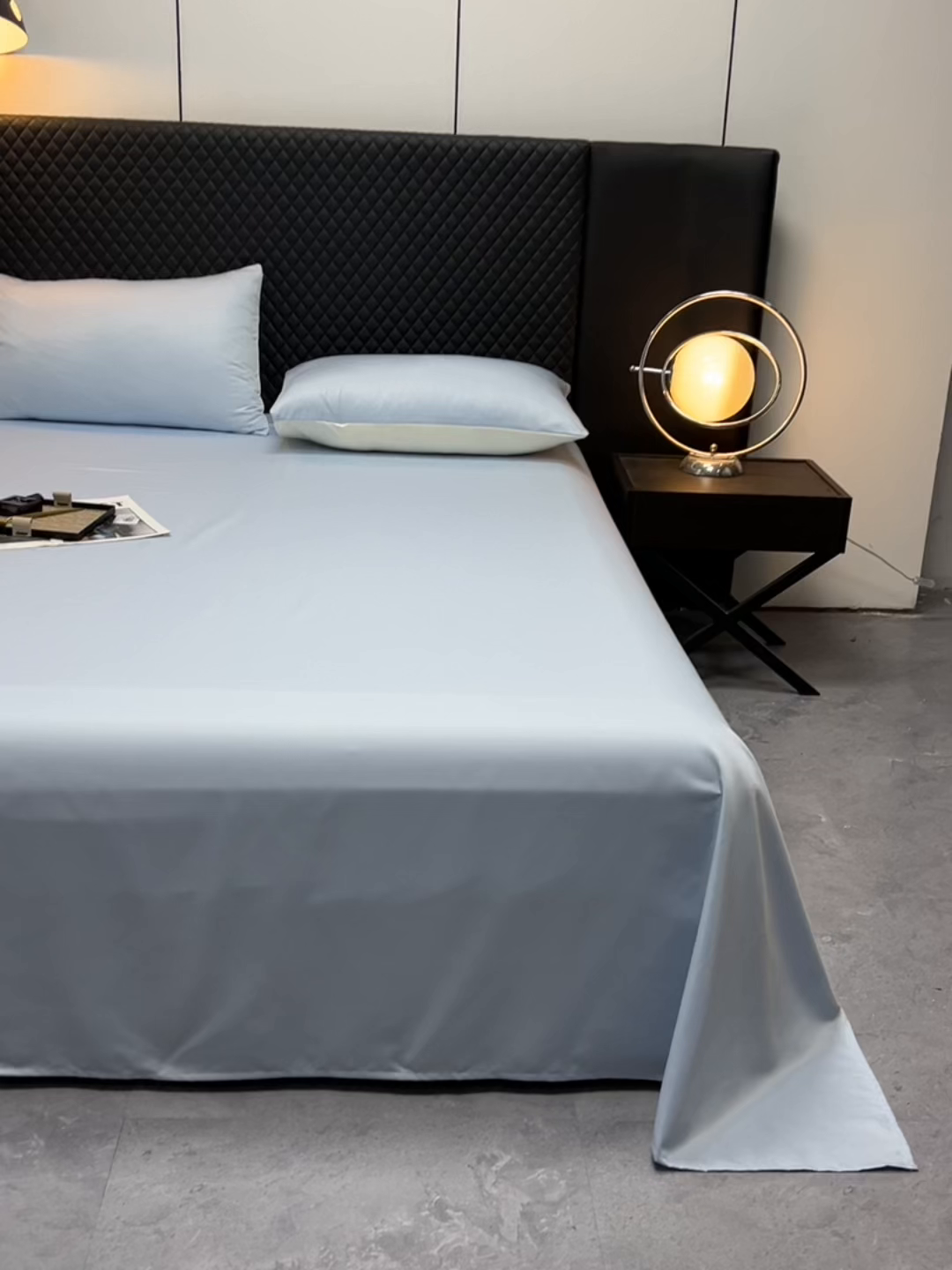 91家纺网 家纺一手货源 找家纺 爱彼家纺 2025水洗冰丝轻奢风床单床单水洗冰丝床单单件 冰丝纯色单床单-天空蓝