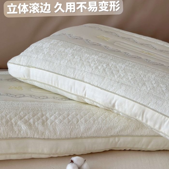 91家纺网 家纺一手货源 找家纺 （总）昕科 2025新款蕾丝复合蚕丝枕-桑蚕丝刺绣蝴蝶蕾丝花边枕芯莱赛尔纤维天丝立体枕头