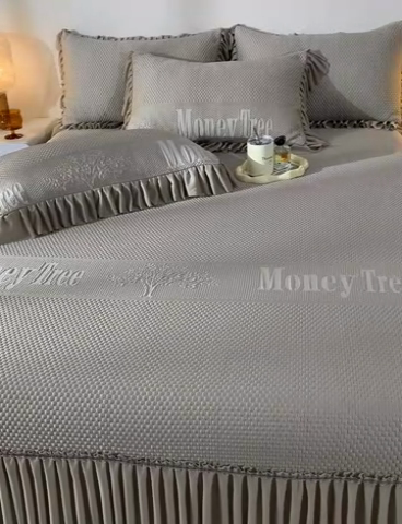 91家纺网 家纺一手货源 找家纺 （总）诺梵家纺 2025新款 pe 乙纶立体提花凉豆豆席凉席床裙款【控价1.5米119 ；1.8米129；2.0米139】