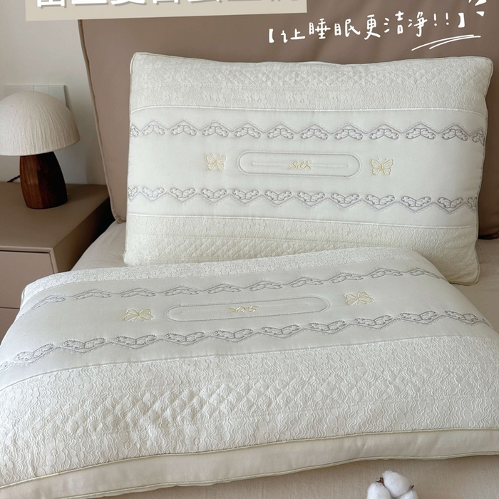 91家纺网 家纺一手货源 找家纺 （总）昕科 2025新款蕾丝复合蚕丝枕-桑蚕丝刺绣蝴蝶蕾丝花边枕芯莱赛尔纤维天丝立体枕头