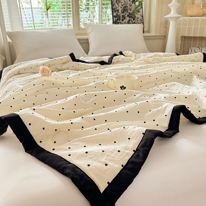 91家纺网 家纺一手货源 找家纺 九诺家纺 2025新款轻奢赫本夏被夏凉被 赫本-波点