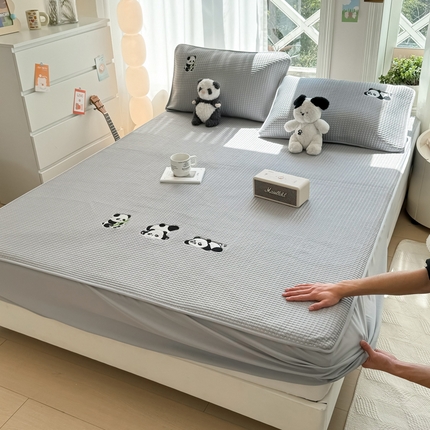 萌飞 2025新款乙纶PE中分子华夫格凉豆豆凉席 中分子PE凉豆豆凉席-快乐熊猫-灰【床笠款】