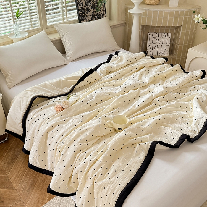 91家纺网 家纺一手货源 找家纺 九诺家纺 2025新款轻奢赫本夏被夏凉被 赫本-波点