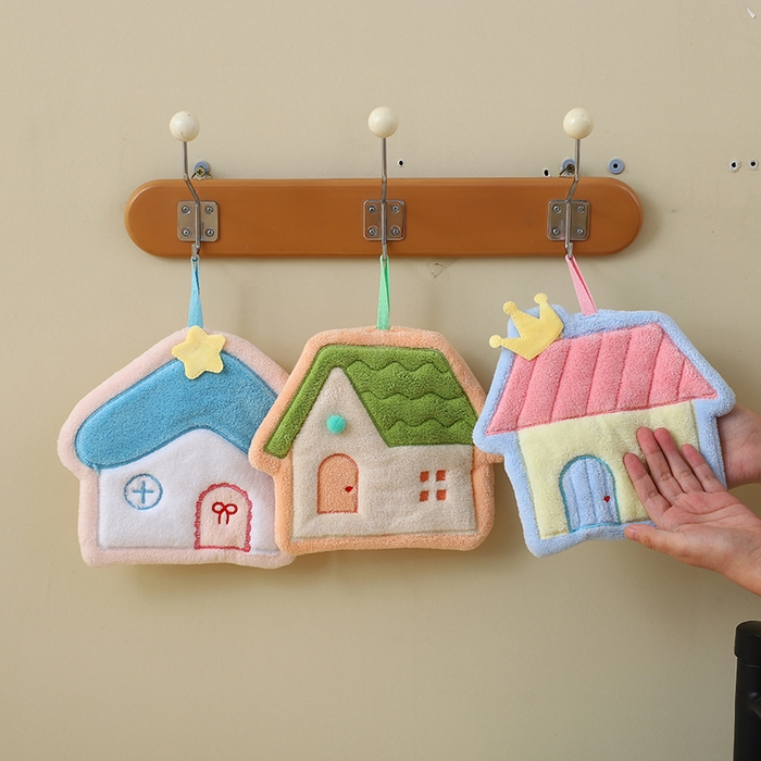 91家纺网 家纺一手货源 找家纺 彩虹毛巾2025新款珊瑚绒卡通可挂式加厚吸水不掉毛可爱小毛巾厨房洗手间挂巾便携式懒人擦手布-房子系列 蓝色房子