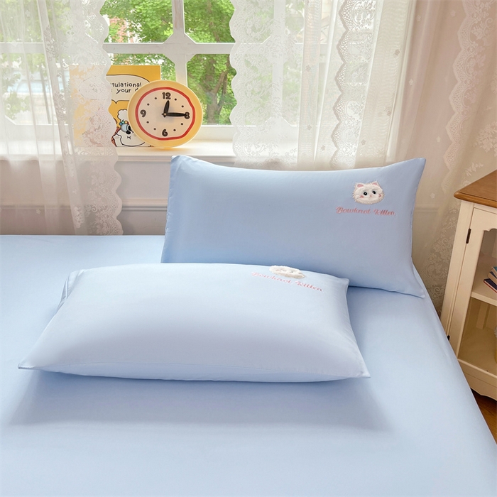 91家纺网 家纺一手货源 找家纺 梦舒羽 2025春夏新款水洗棉兔毛绒贴布绣枕套单枕套（带买家秀） 呆萌奶猫-海盐兰