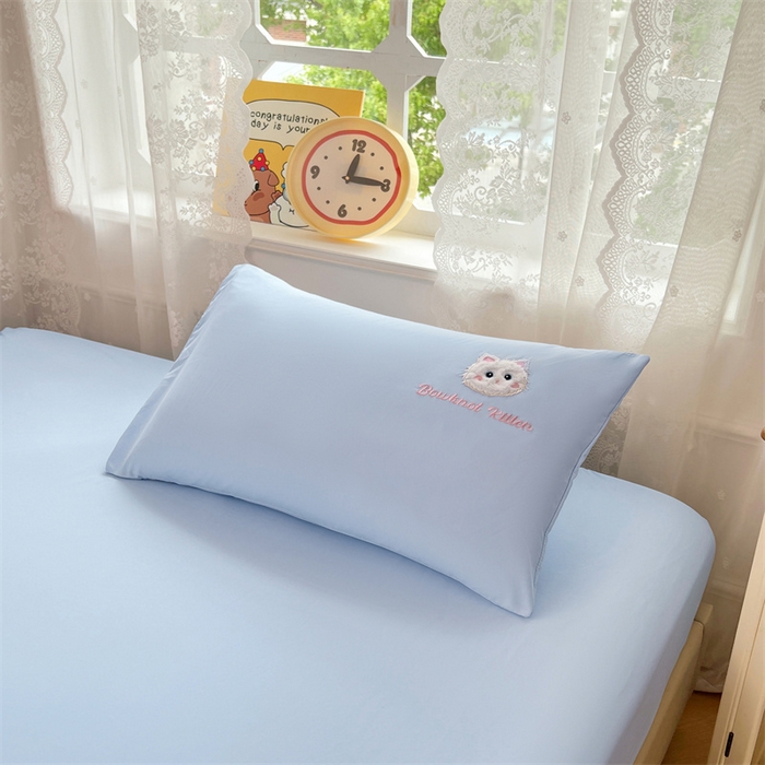 91家纺网 家纺一手货源 找家纺 梦舒羽 2025春夏新款水洗棉兔毛绒贴布绣枕套单枕套（带买家秀） 呆萌奶猫-海盐兰