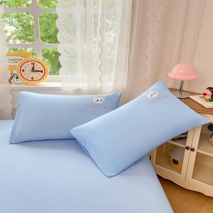 91家纺网 家纺一手货源 找家纺 梦舒羽 2025春夏新款水洗棉兔毛绒贴布绣枕套单枕套（带买家秀） 呆萌奶猫-海盐兰