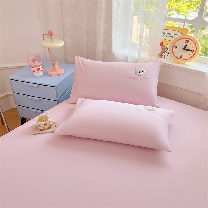 91家纺网 家纺一手货源 找家纺 梦舒羽 2025春夏新款水洗棉兔毛绒贴布绣枕套单枕套（带买家秀） 呆萌奶猫-浪漫粉