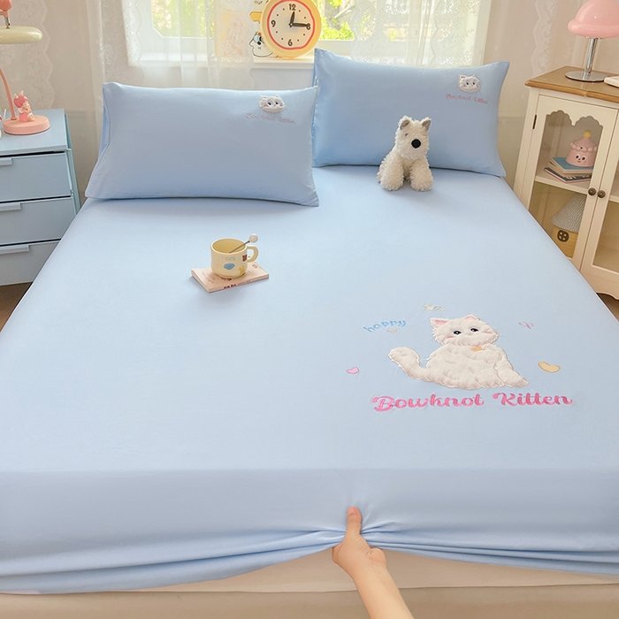 梦舒羽 2025春夏新款兔毛贴布绣卡通ins风水洗棉床笠学生宿舍床罩床垫保护垫三件套（带买家秀） 呆萌奶猫-海盐兰