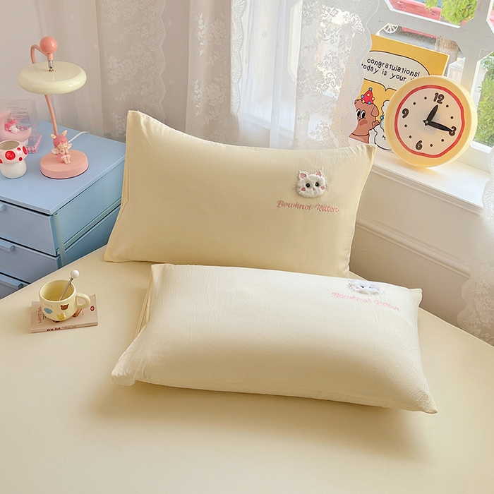 91家纺网 家纺一手货源 找家纺 梦舒羽 2025春夏新款兔毛贴布绣卡通ins风水洗棉床笠学生宿舍床罩床垫保护垫三件套（带买家秀） 呆萌奶猫-芝士黄