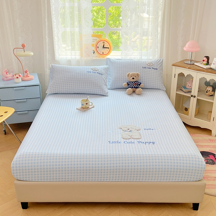 91家纺网 家纺一手货源 找家纺 梦舒羽 2025春夏新款兔毛贴布绣卡通ins风水洗棉床笠学生宿舍床罩床垫保护垫三件套（带买家秀） 萌萌幸运汪-冰川蓝格