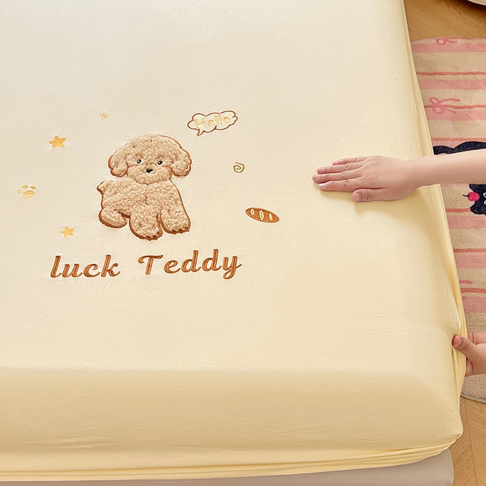 91家纺网 家纺一手货源 找家纺 梦舒羽 2025春夏新款兔毛贴布绣卡通ins风水洗棉床笠学生宿舍床罩床垫保护垫三件套（带买家秀） 泰迪卷卷-芝士黄