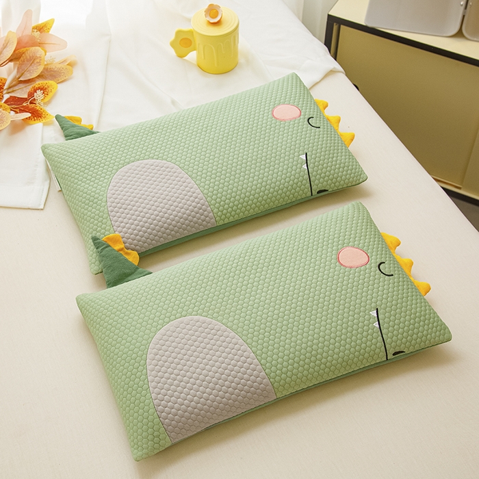 91家纺网 家纺一手货源 找家纺 织布人 2025春夏新款荞麦枕头夏凉感卡通贴布绣小恐龙儿童学生防出汗专用枕芯单枕芯 夏凉卡通-贴布绣小恐龙绿色 30x50cm/只